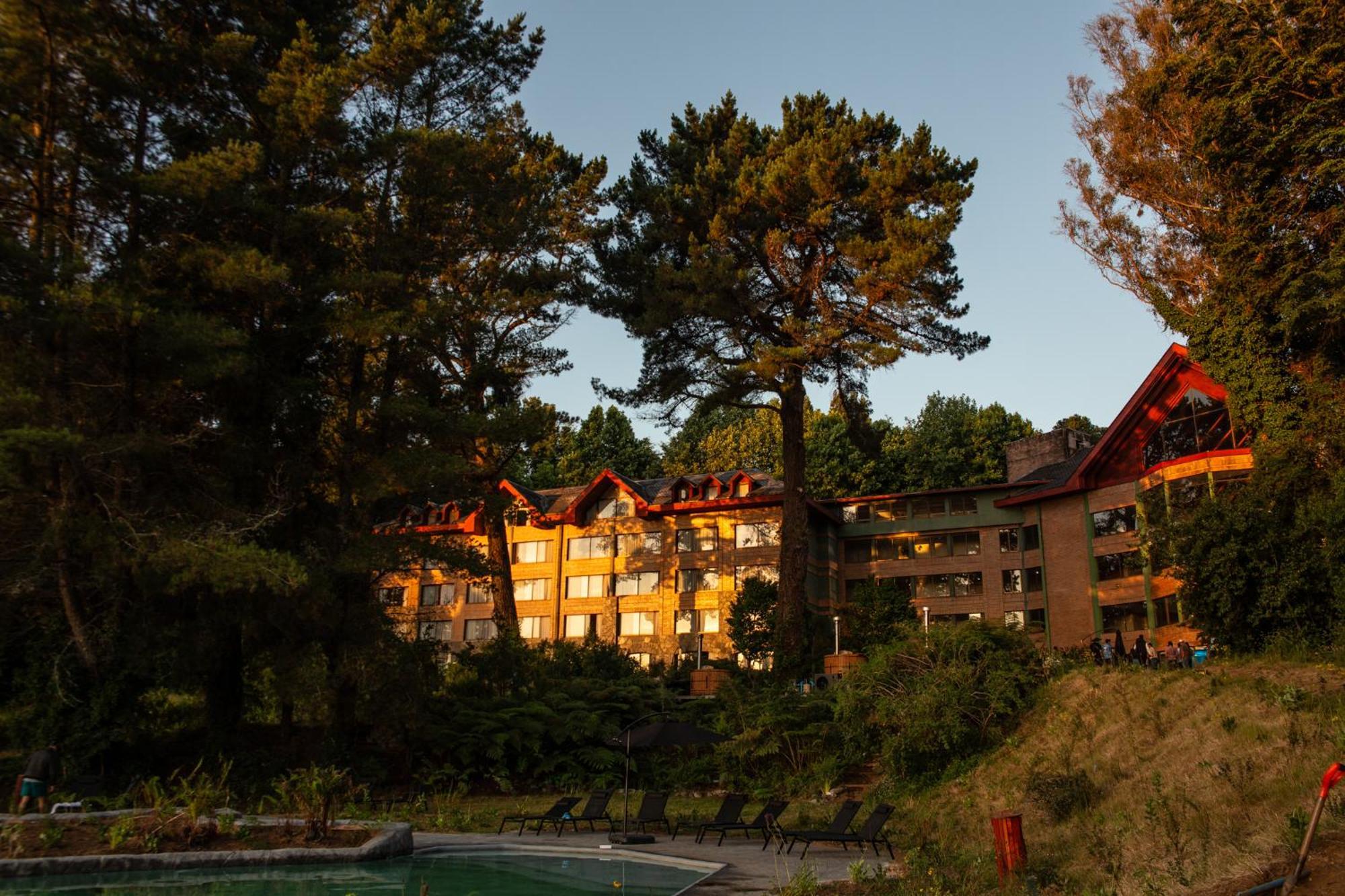 Hotel Puerta Del Sur Valdivia Bagian luar foto